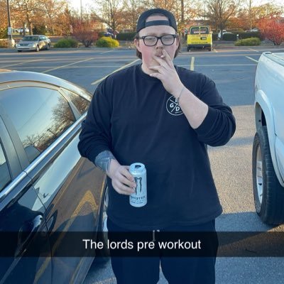 Johnthick1998's profile picture. Christ is King