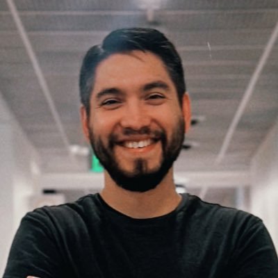 samueleishion's profile picture. ✈️ ⚽️ 🎸 💻🚙 in no particular order. staff design engineer @Visa