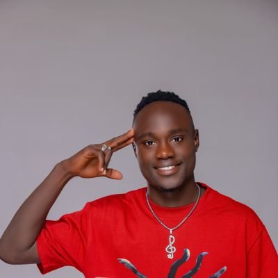 Events &Club Mc/Host/HypeMan🎤/•Marketer/•BrandInfluencer/ @theoakmbale
# CEO face of hype Foundation •for booking, mcjesseug@gmail.com