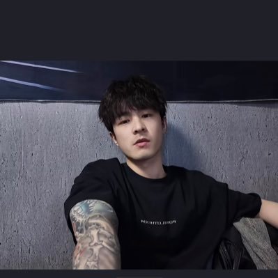 Msty_xp's profile picture. 纯0M，奴下奴，喜喝尿，喜欢被笑话早泄秒射废狗屌，巨根崇拜者. 贱狗崇拜的男神原来也是个喜欢被绿的早泄废屌@emberdad1.更加爱了❤️