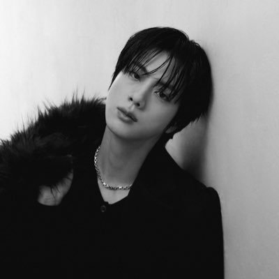 I only live for @bts_twt cha0tic energy 💜 | fan account | 진's