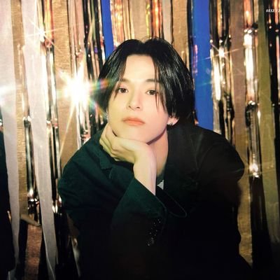 surreal_soreal's profile picture. skip