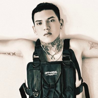 CREADOR DE CONTENIDO❌❌❌ MUY MORBOSO FETICHISTA Y MÁSTER SADICO 🇧🇴🇧🇷🇨🇱