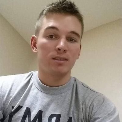 Hello handsome man , looking for a long term relationship