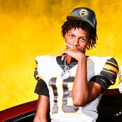Watson chapel Wide Receiver#3 height 6’2 i weigh 175 and i do track high jump long jump and can also run