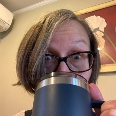 #PB Writer, book devourer, coffee drinker. Out now - THE BUTTERFLY EFFECT (Clavis). Out winter 2026-SNOWBALLED (Familius). Repped by @d4eo. #scbwi