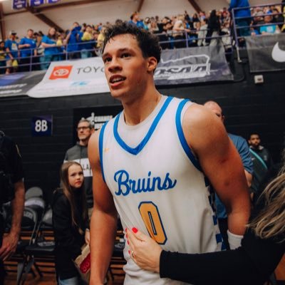 6’3 point guard Sam Barlow HS ‘25 cell 5033171245