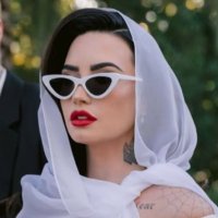 stef (@stefcoments) 's Twitter Profile