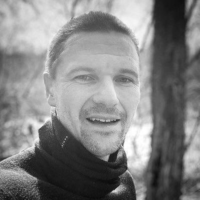 ondrej_eisner's profile picture. "Nejhorší na tom všem je, že člověk musí komunikovat s lidmi, se kterými nemá vůbec nic společného." 

Editor https://t.co/0KT8i43wfj, 🇬🇧 @ceskarepre_eng & NFI | ex ACS PR