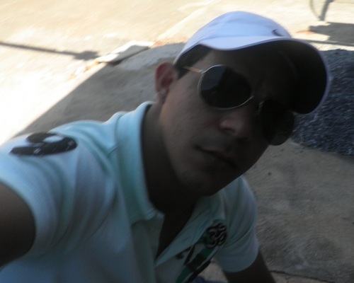 Athosoliveira1's profile picture. 