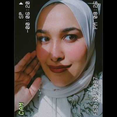INTERN DENTIST |DU|🦷
We are like waves,we always fall and rise again♥️🌊
إِن يَعْلَمِ اللَّهُ فِي قُلُوبِكُمْ خَيْرًا يُؤْتِكُمْ خَيْرًا مِّمَّا أُخِذَ مِنكُم