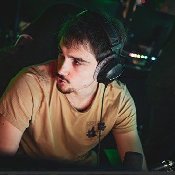 Twitch Partner : https://t.co/QjnS0xpYBC Ancien sportif de haut niveau | Demi Finale GPC 2021 | Mail pro : nagatowperso@gmail.com