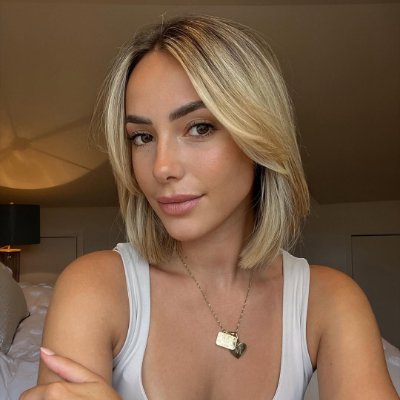 Just here to vibe & make new friends ✨
DM’s always open! Let’s chat about life, music, or your favorite snack 🍕☺️,Travel✈️,Business💰,Movies🎞️,Music🎵,Books📖