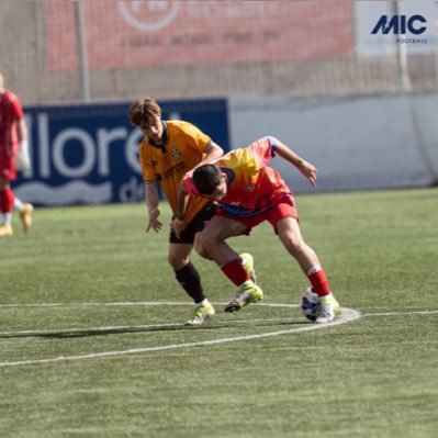 Charlienoakes's profile picture. 18