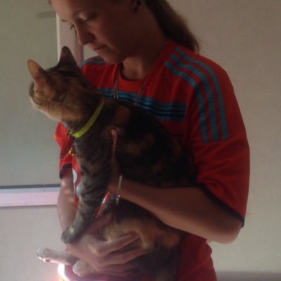 Madiiink's profile picture. Ceux qui parlent le plus sont ceux qui en font le moins. La rabia del pueblo! ✊🏽🙏