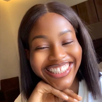 ||ChristianMedicalStudent|| Abba's Princess👑|| ☥ 𝐙𝐨ë || Assertive || Not woke|| Cosmetics/Skincare Vendor @evorabeauty_store