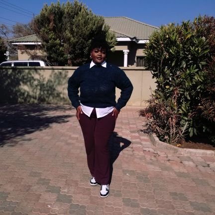 ambivert 😍🌻, sapiosexual🤡🤓😈🤭, 1.75 m tall, shy girlie😊