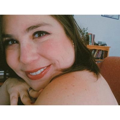 beas_pam's profile picture. Dinamita.💚💜✨

Procura recitarme a Marx y no reparo de lo que te haré./

Antropóloga Alimentaria.