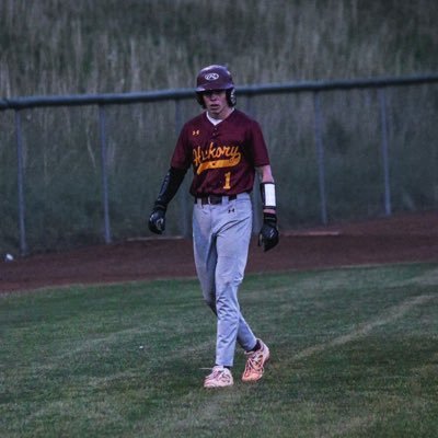 RonanNieland's profile picture. Hickory High School ’27 | GPA 4.25 | 6'2”|⚾️ CF/P/OF | 🏈 WR-OLB | 175lbs | Foothills Prospects '26/'27