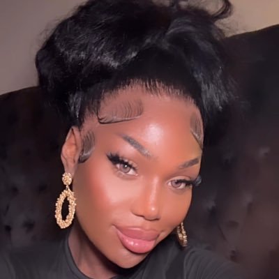 aka Bellah Throaton 🤎 🏳️⚧️🫶🏿🦄🐈⬛ I’m a chocolate slice of heaven on earth. https://t.co/XIJ1LvqQNc ref_=wl_share