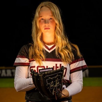 Maddy Moore 2028 RHP Profile