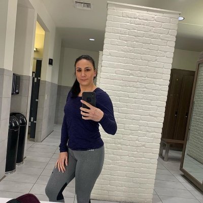 lee_kim72618's profile picture. Animals have a special place in my heart. I love Christmas, nice dinners and fine red wines. Interior design is a big interest. SD is the party for Sweden.