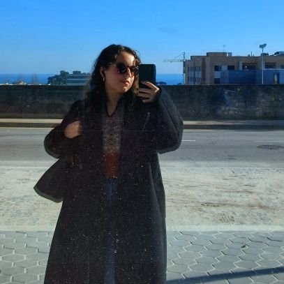 Gosto da liberdade. Sociologia pela @ FEUC. Socialista, progressista, ecologista, europeísta e feminista. Do @fcporto.