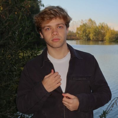 lucasnvvs's profile picture. 