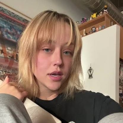 Mia499896228566's profile picture. 