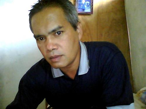 fianizahra's profile picture. 