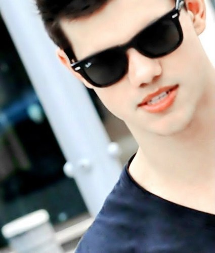 Amor incondicional por Twilight Ѽ,New Moon ☾,Eclipse ╭╯ e Breaking Dawn ♟!Amo Avril Lavigne! Since-01/12/11-- Ѽ ☾ ╭╯♟