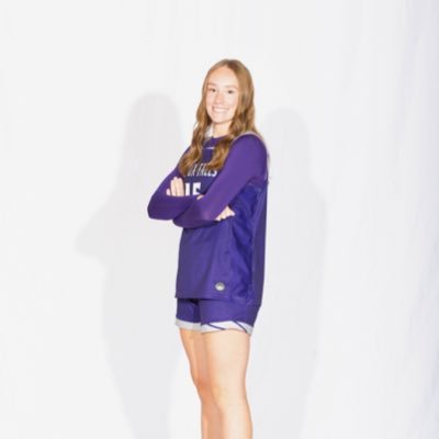 AlexisARose's profile picture. USF wbb 💜