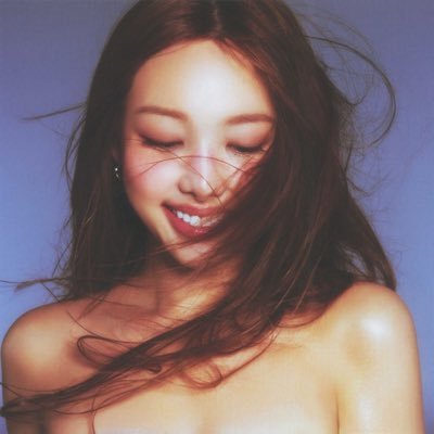 hanniepooch's profile picture. moneyfesting win 🍀💗