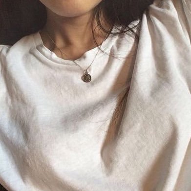 zainab12018's profile picture. 