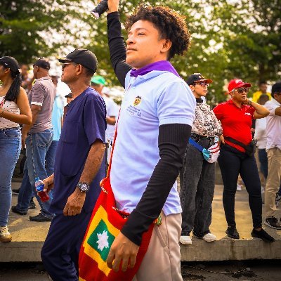 Locutor | Comunicador Social | Periodista | Autor #CatedraManuelaMuñoz | 📸 aficionado | #TalentoOndaJuvenil | #OrgullosamenteMalambero ❤️💛💚