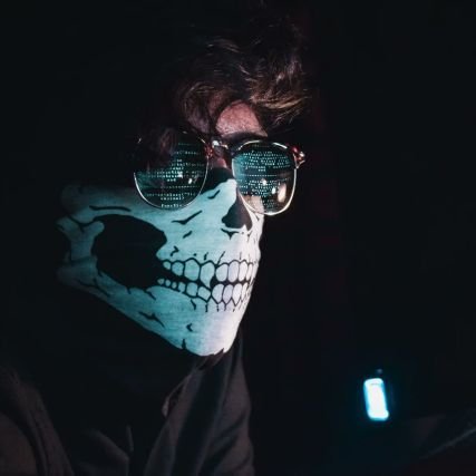 ShapkaMohamed's profile picture. 