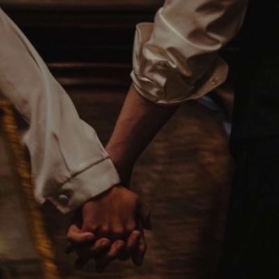 KKhzam8746's profile picture. 