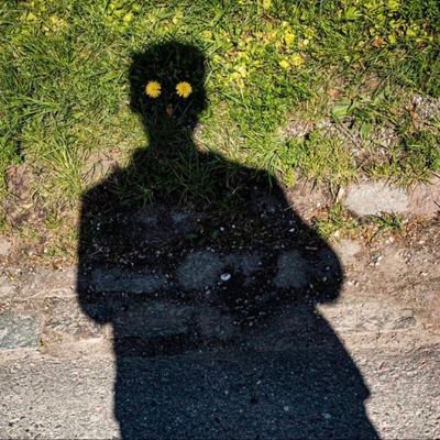 waziri_045's profile picture. .