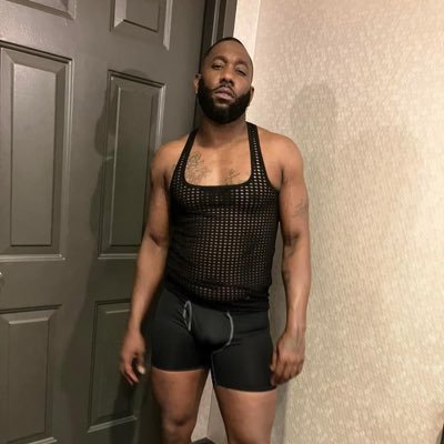 Not new to this, true to this 👬🏿 Context creator | 757 raised me 🏖️ Big energy only 💪🏾🌈🍆🍆