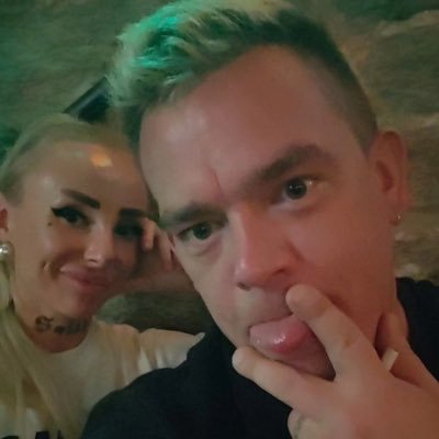 EzzNiilo's profile picture. Gambler