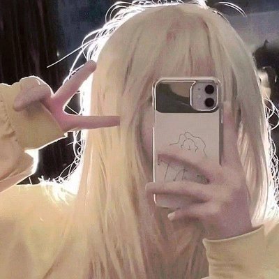 LisaGarcia15788's profile picture. 