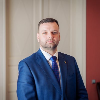 Labklājības ministrs, LZS Rīgas nodaļas vadītājs.