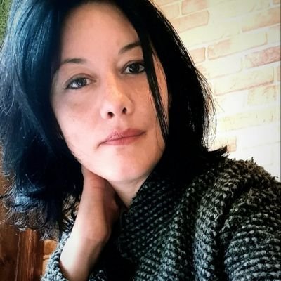 Periodista independiente que intenta comprender.
Dibujo y coloreo. Amo la poesía.