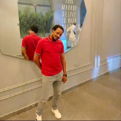 PartyBoytonjaye's profile picture. I'm the life of the party 🍾🍺 call me to grace your event with joy 😊