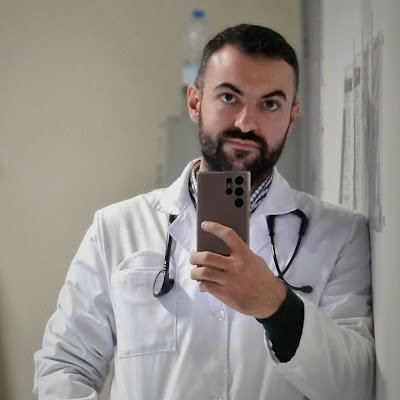 SrgioBarro10607's profile picture. 