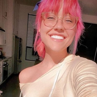Bellaharper2344's profile picture. 