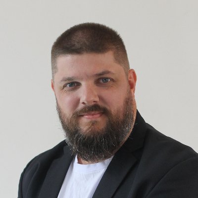 Consultor executivo em AI & ML | https://t.co/n55r00WJcX. Artifical Intelligence | Ph.D. Candidate