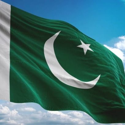 Believe in ALLAH❤️
Alhamdulillah God Gave me EvEryTing😍😍😍اور اللّٰہ کا شکر ادا کرتے رھو ❤️❤️