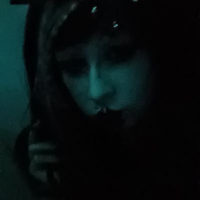 apenas desabafos e desafrontas de uma drag gótica scenemo ☥༄