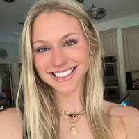 C8 (@cate_reese) 's Twitter Profile